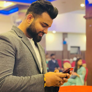 Meet your Posher, Sanju